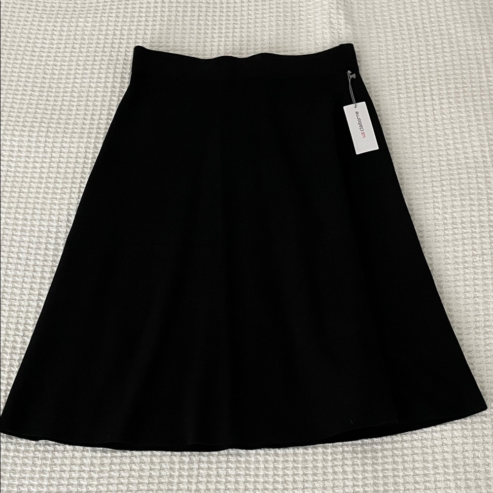 Liz Claiborne black midi skirt size M
